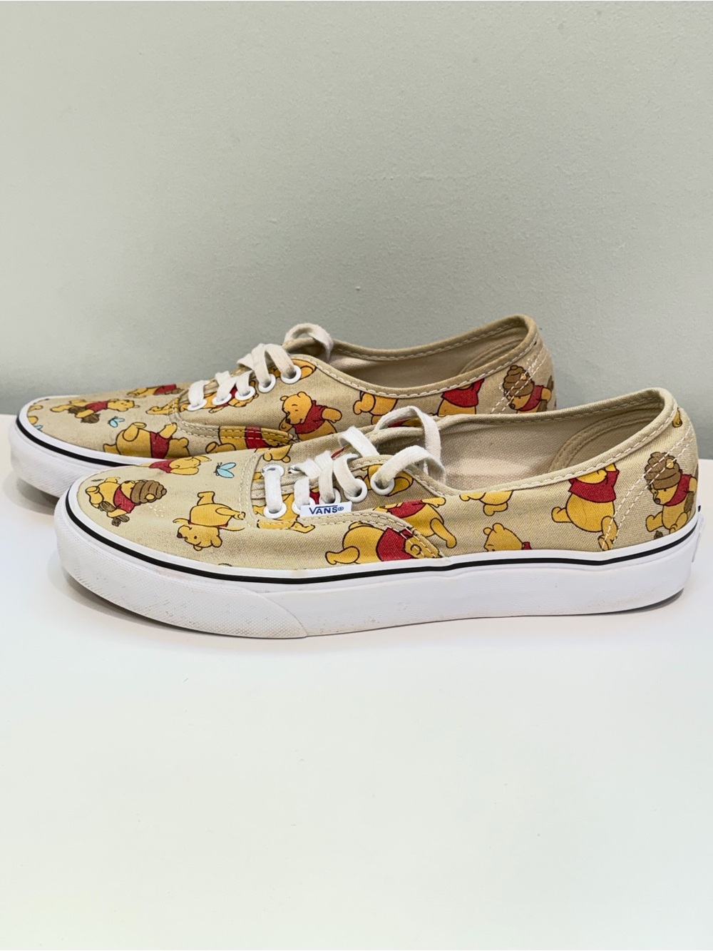 Vans x Disney Winnie the Pooh Authentic Sneakers Women’s 9 Canvas Shoes Rare
